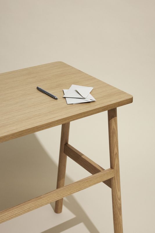 Hübsch Acorn Desk Natural 120x55xh77cm