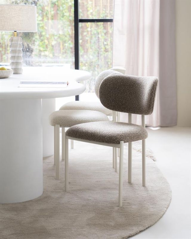 By Boo Daybreak Matstol - Brun