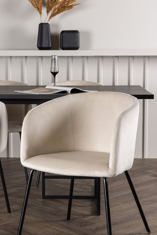 Venture Home Matgrupp Ystad med stolarna Berit