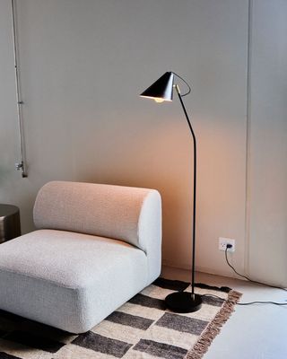 House Doctor Club Golvlampa Svart