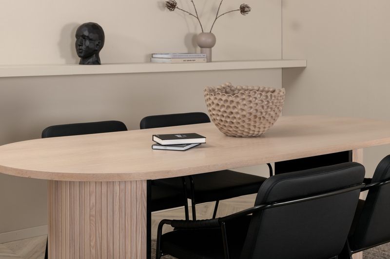 Venture Home Tvist & Bianca Matstolar 4-pack Svart + Ovala Matbord 200 x 90 Vitputsad