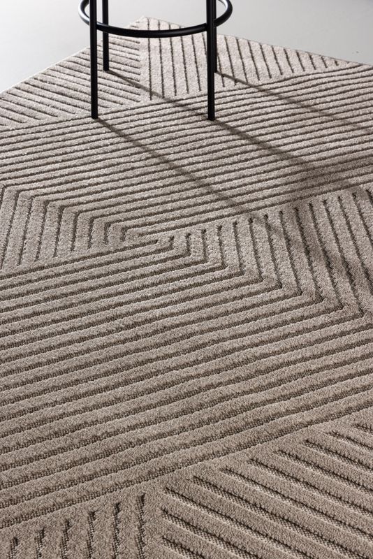 Venture Home Aron Matta - Modern Brun Design