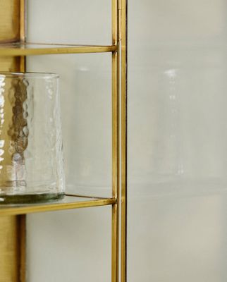 Nordal ADA Väggskåp M, 4 Hyllor, Gyllen Yta