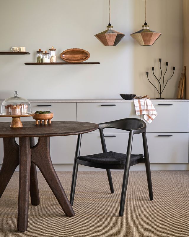 Affari of Sweden PORTLAND Karmstol, Svart 60x43x78 cm