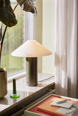 Hübsch Orbit Bordslampa Mörkgrön