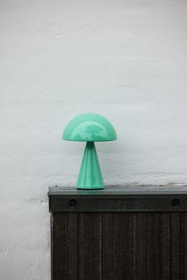 Hübsch Mush Bärbar Lampa Grön