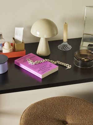 Hübsch Mush Bärbar Lampa Ljus Sand