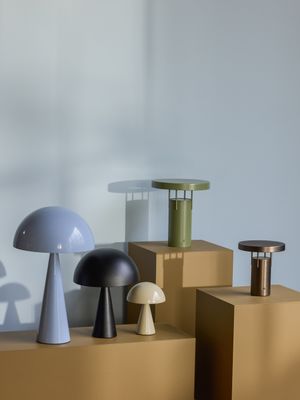 Hübsch BringMe Bärbar Lampa Metallisk Mörkgrön