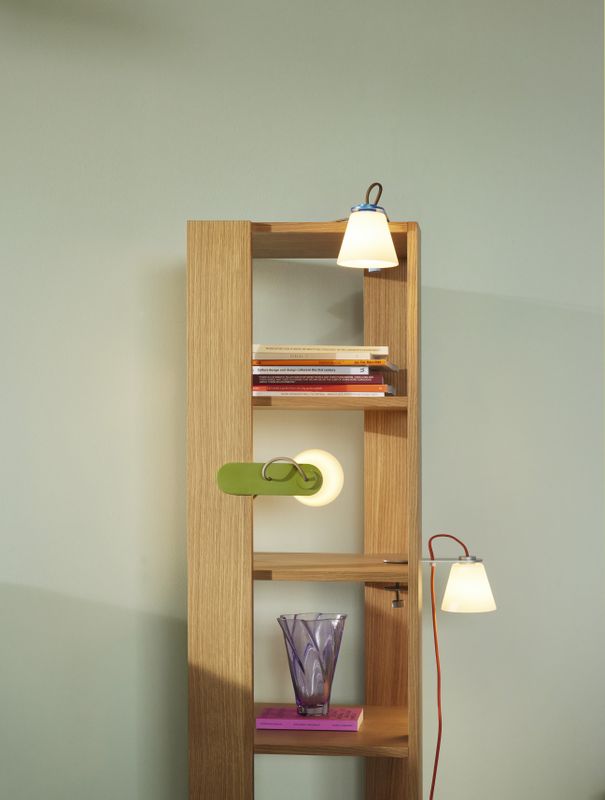 Hübsch Lure Vägglampa Metallisk silver