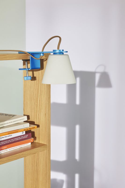 Hübsch Lure Vägglampa Metallblå