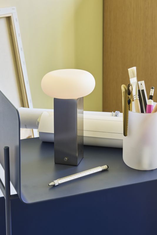 Hübsch Låg Bärbar Lampa Nickel