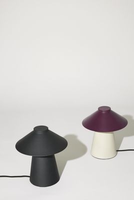 Hübsch Chipper Bordslampa Svart