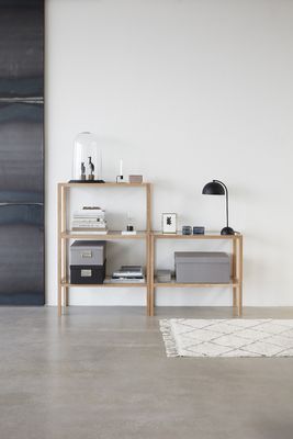 Hübsch Form Bordslampa Svart