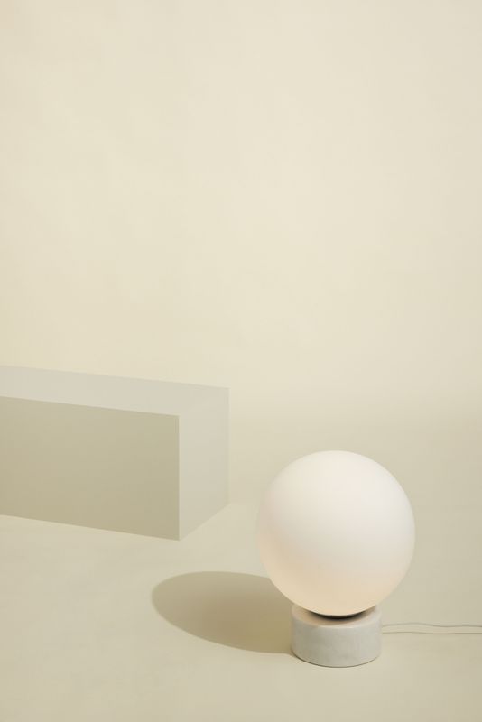 Hübsch Sphere Golvlampa Vit