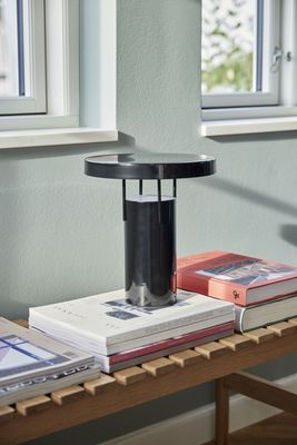Hübsch BringMe Bärbar Lampa Svart