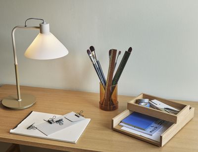 Hübsch Spot Bordslampa Khaki