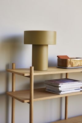 Hübsch Aki Bordslampa Khaki