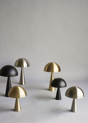 Hübsch Mush Bordslampa Hög Nickel