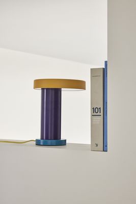 Hübsch Magic Bordslampa Lila/Gul