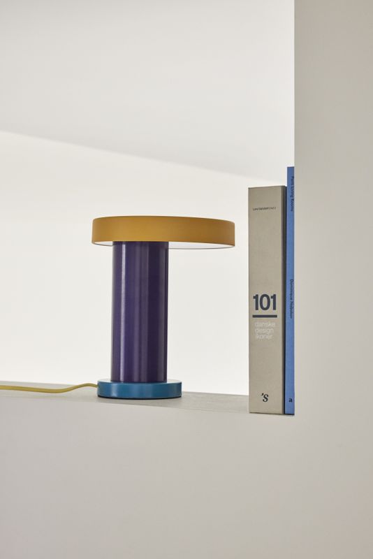 Hübsch Magic Bordslampa Lila/Gul