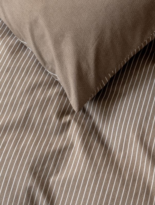 Høie Hugo påslakanset chokladbrun 150x210 cm 2 delar