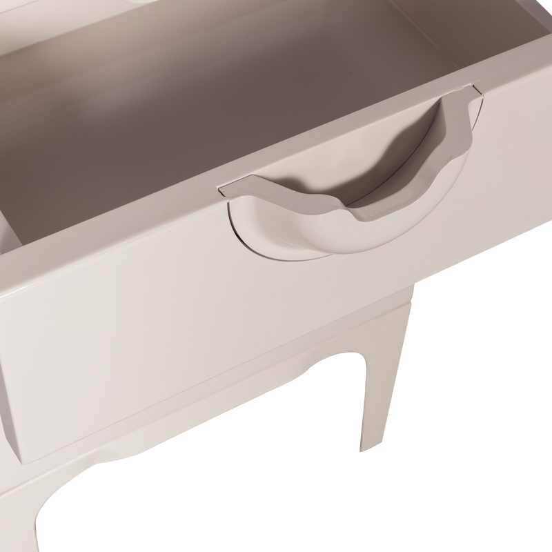 WOOOD MERGE Byrå med 4 Lådor i Eucalyptusträ Greige