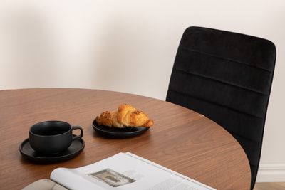 Venture Home Bianca & Windu Runt Matbord ⌀110 Valnöt + 4 st Matstolar Svart