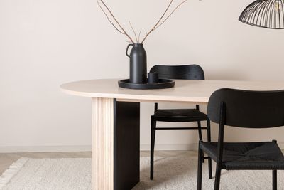 Venture Home Bianca Ovalt Matbord