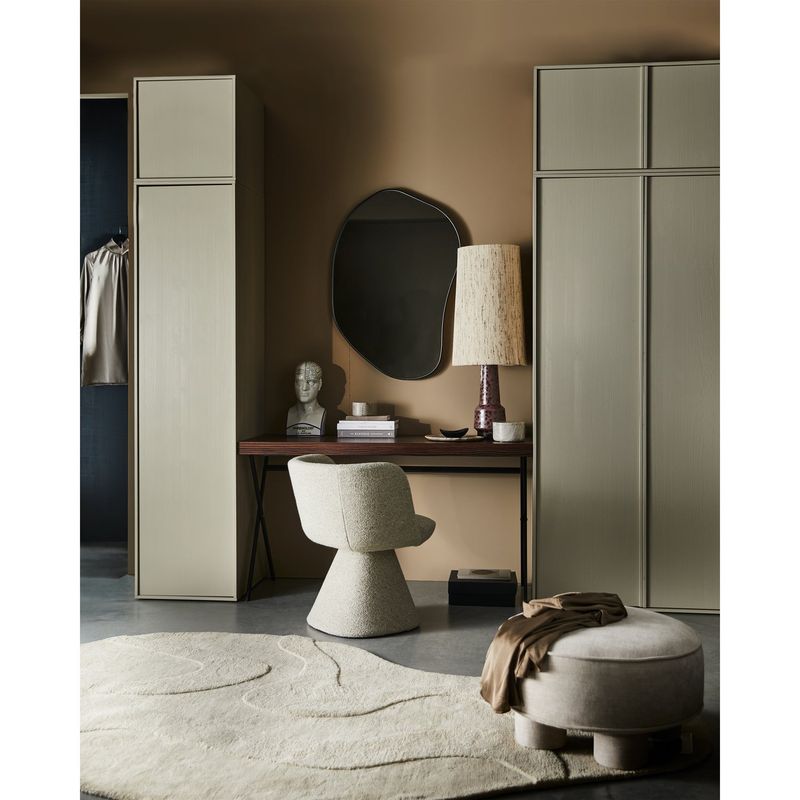 WOOOD Romee Organisk Spegel i Metall Svart 100x70 cm