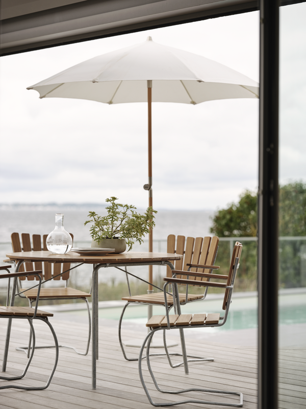 Brafab 56:an Karmstol Galvad/Teak