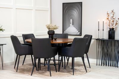 Venture Home Copenhagen & Comfort Runt Matbord ⌀140 Brun + 6 st Matstolar Svart