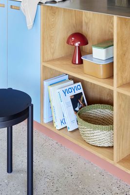 Hübsch Mush Portabel bordslampa Röd