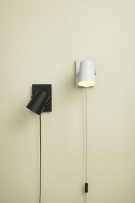 Hübsch Ardent Vägglampa Ljusgrå