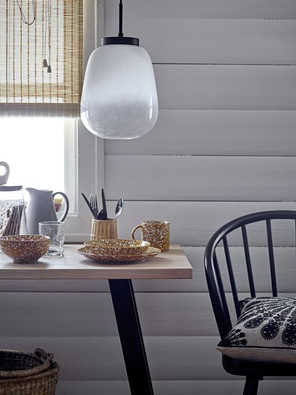 Bloomingville Cozy skrivbord i naturfärgad ek