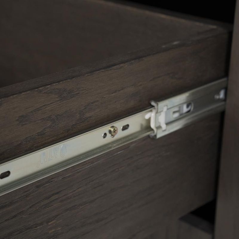 Eleonora Skåp Helsinki 150x220cm - Brun