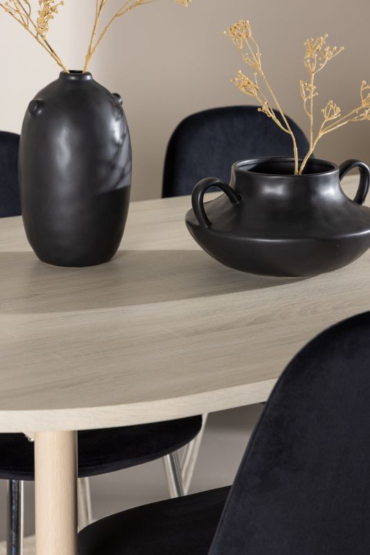 Venture Home Andy Matbord med Polar Matstol