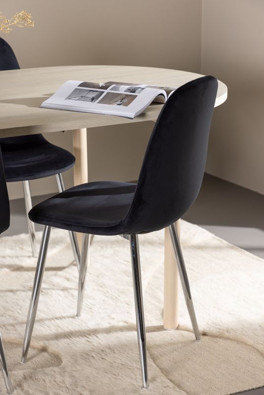 Venture Home Andy Matbord med Polar Matstol