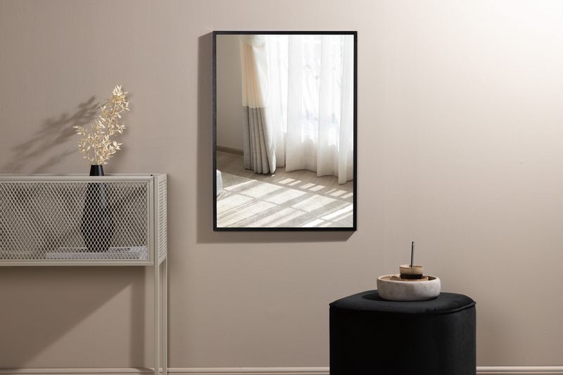 Venture Home Curtain Poster Beige