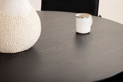 Venture Home Petra & Dipp 4 st Matstolar Svart + Runt Matbord ⌀115 Svart