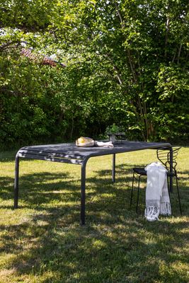 Venture Home Borneo Matbord