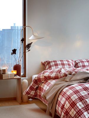 Høie Lukas påslakanset röd 150x210 cm 2 delar