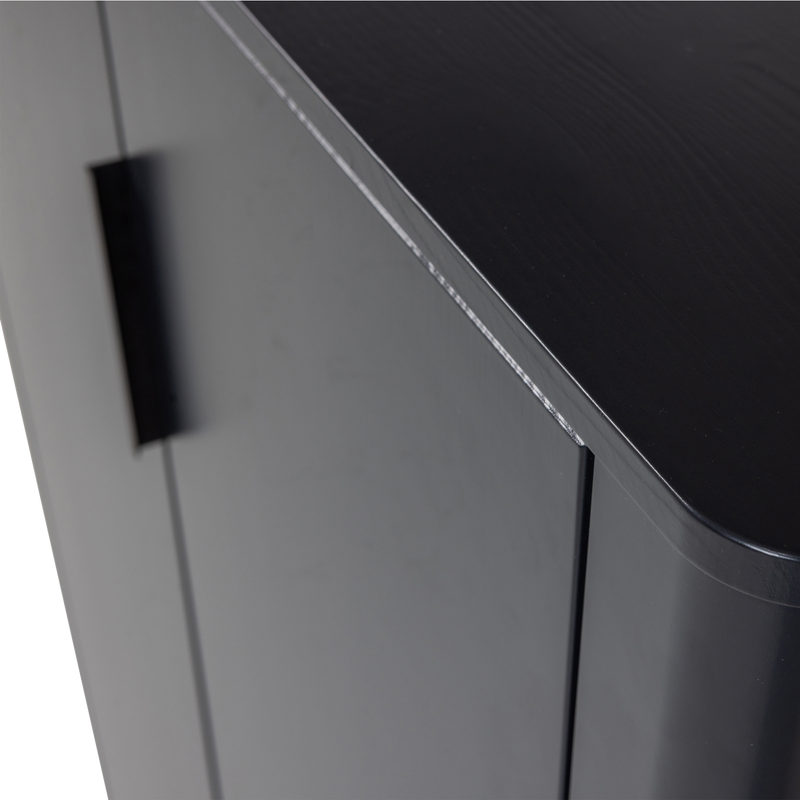 WOOOD Gunnar 2-dörrars skåp i matt svart furu