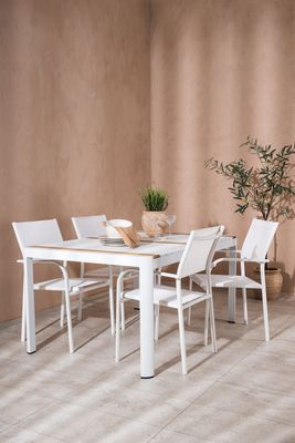 Venture Home Matbordet Togo med Stolarna Santorini