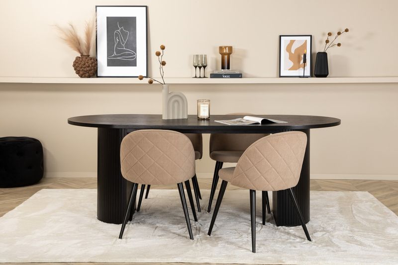 Venture Home Bianca & Velvet Ovalt Matbord 200 x 90 Svart + 4 st Matstolar Beige