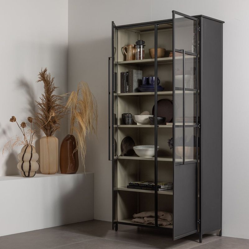 WOOOD Exhibit XL vitrinskåp med två dörrar i metall, sandfärg