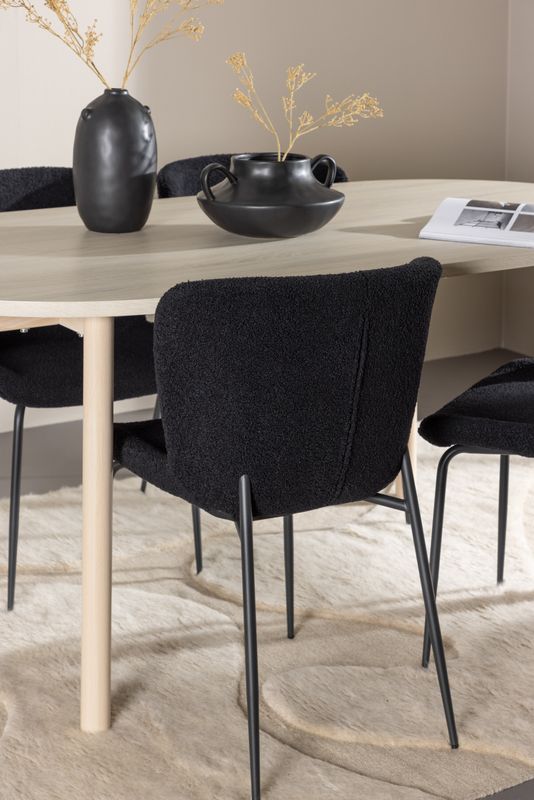 Venture Home Andy Matbord med Modesto Matstolar