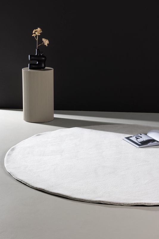 Venture Home Nixie Matta