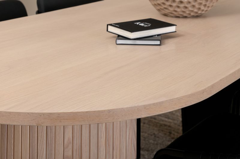 Venture Home Tvist & Bianca Matstolar 4-pack Svart + Ovala Matbord 200 x 90 Vitputsad