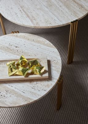AYTM Tribus Soffbord Guld, Travertin Ø60 cm