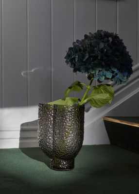 AYTM Arura Vas Svart 18.5x25 cm